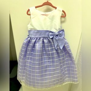 Gorgeous white and lavender bow dress